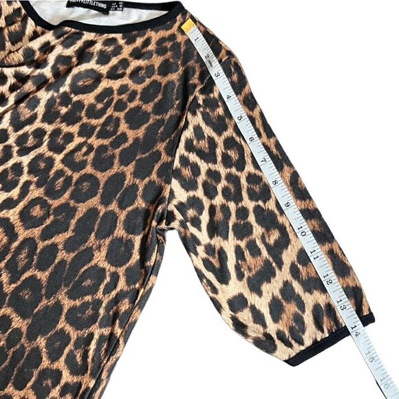 Pretty little thing tan leopard tee shirt size 6 - Picture 11 of 12